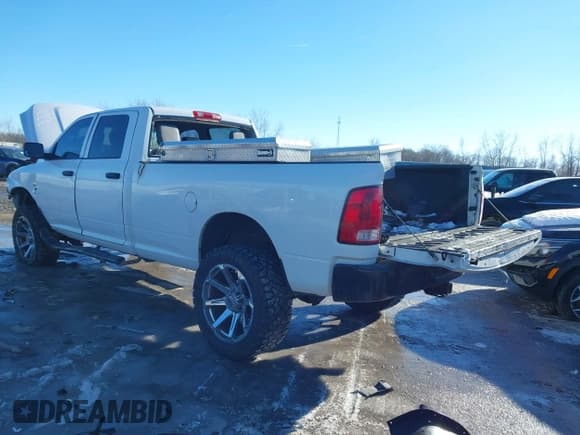 ✅ 2014 Ram 2500 Tradesman • VIN: 3C6TR5HT4EG243352 • Лот: 41405714. Опубликован ранее на IAAI с пробегом 232 346 миль. Бесплатный доступ к архиву аукционных продаж из США и подробный отчёт об истории автомобиля на DreamBid. Изображение 3.