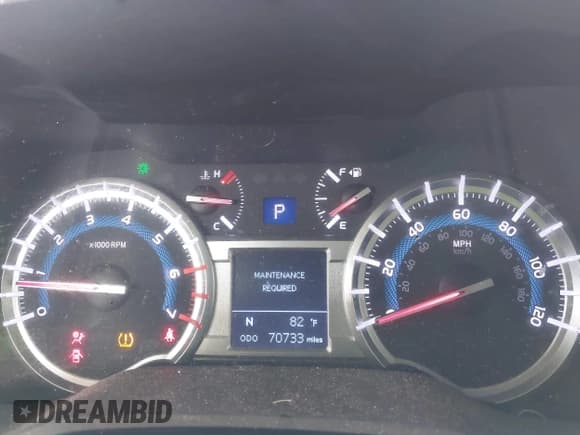 ✅ 2015 Toyota 4Runner SR5 • VIN: JTEZU5JR6F5086735 • Lot: 43830537. Wystawiony na IAAI z przebiegiem 70 733 mil. Bezpłatny archiwum sprzedaży aukcyjnych z USA i szczegółowy raport historii pojazdu na DreamBid. Zdjęcie 7.