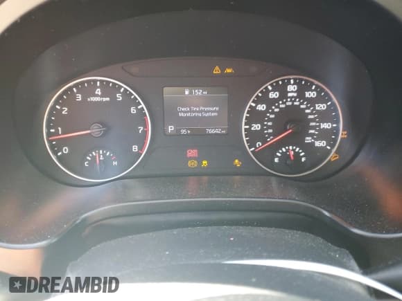 ✅ 2022 Kia Seltos LX • VIN: KNDEPCAA9N7249714 • Lot: 84434685. Wystawiony na Copart z przebiegiem 76 642 mil. Bezpłatny archiwum sprzedaży aukcyjnych z USA i szczegółowy raport historii pojazdu na DreamBid. Zdjęcie 9.