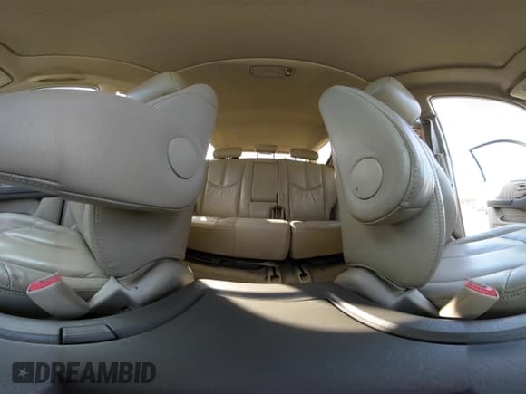 ✅ 2000 Lexus RX 300 • VIN: JT6GF10U7Y0050659 • Лот: 42453651. Опубликован ранее на IAAI с пробегом Не указан. Бесплатный доступ к архиву аукционных продаж из США и подробный отчёт об истории автомобиля на DreamBid. Изображение 18.