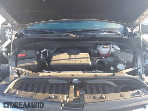 2026 Chevrolet Silverado 1500 LT z VIN 3GCUKDED5TG130130, wystawiony jako IAAI lot #43613368 z przebiegiem 3 302 mil mil oraz . Historia ofert i sprzedaży dostępna na DreamBid. Obrazek 10.