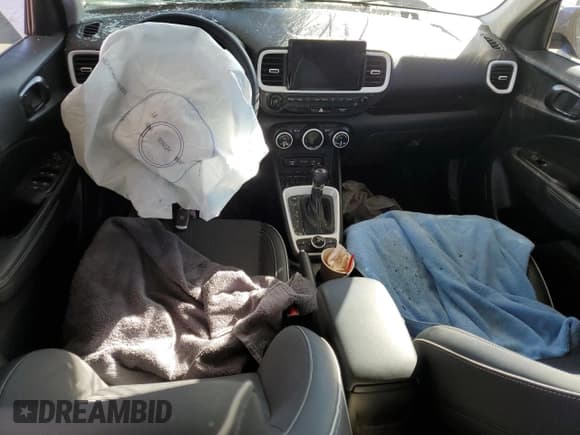 ✅ 2024 Hyundai Venue Limited • VIN: KMHRC8A33RU305757 • Lot: 80766254. Listed on Copart with 25,591 mi. Free auction sales archive from the USA and detailed vehicle history report at DreamBid. Image 8.