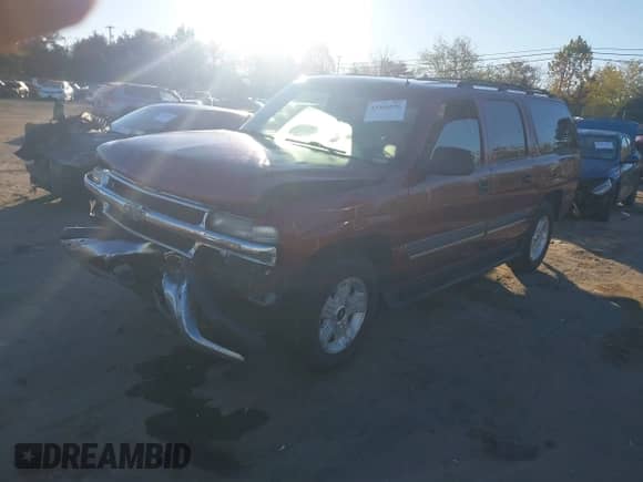✅ 2002 Chevrolet Suburban LT • VIN: 1GNEC16ZX2J235759 • Lot: 43468036. Listed on IAAI with 212,553 mi. Free auction sales archive from the USA and detailed vehicle history report at DreamBid. Image 2.