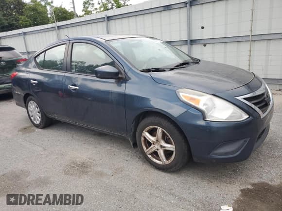 ✅ 2015 Nissan Versa SV • VIN: 3N1CN7AP5FL921373 • Lot: 58511895. Listed on Copart with 174,313 mi. Free auction sales archive from the USA and detailed vehicle history report at DreamBid. Image 4.