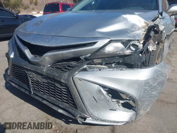 ✅ 2024 Toyota Camry SE • VIN: 4T1G11AK5RU238462 • Лот: 43512842. Опубликован ранее на IAAI с пробегом 24 499 миль. Бесплатный доступ к архиву аукционных продаж из США и подробный отчёт об истории автомобиля на DreamBid. Изображение 6.