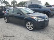 ✅ 2015 Hyundai Veloster • VIN: KMHTC6AD7FU244086 • Lot: 88056285. Wystawiony na Copart z przebiegiem 69 193 mil. Bezpłatny archiwum sprzedaży aukcyjnych z USA i szczegółowy raport historii pojazdu na DreamBid. Zdjęcie 4.