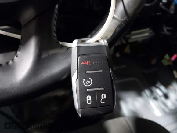 ✅ 2022 Ram 2500 Big Horn • VIN: 3C6UR5DJ7NG216185 • Lot: 41271076. Wystawiony na IAAI z przebiegiem 35 683 mil. Bezpłatny archiwum sprzedaży aukcyjnych z USA i szczegółowy raport historii pojazdu na DreamBid. Zdjęcie 11.