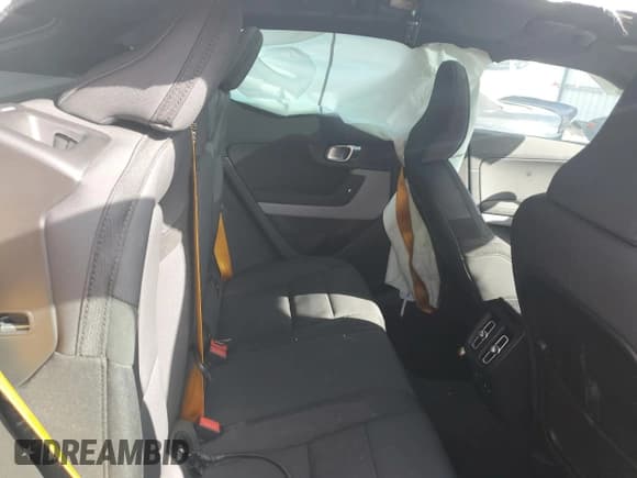 ✅ 2021 Polestar 2 Launch Edition • VIN: LPSED3KA9ML017586 • Lot: 74527864. Wystawiony na Copart z przebiegiem 31 568 mil. Bezpłatny archiwum sprzedaży aukcyjnych z USA i szczegółowy raport historii pojazdu na DreamBid. Zdjęcie 10.