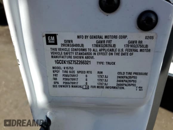 ✅ 2005 Chevrolet Silverado 1500 Z71 • VIN: 1GCEK19Z75Z266321 • Лот: 61169644. Опубликован ранее на Copart с пробегом 141 224 миль. Бесплатный доступ к архиву аукционных продаж из США и подробный отчёт об истории автомобиля на DreamBid. Изображение 12.