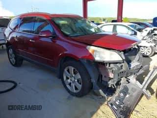 2011 Chevrolet Traverse LTZ z VIN 1GNKRLED8BJ303687, wystawiony jako IAAI lot #42951167 z przebiegiem 131 350 mil mil oraz . Historia ofert i sprzedaży dostępna na DreamBid. Obrazek 1.