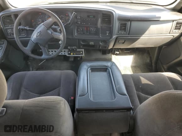 ✅ 2006 Chevrolet Silverado 1500 • VIN: 1GBHC29U16E253470 • Лот: 60060335. Опубликован ранее на Copart с пробегом 131 617 миль. Бесплатный доступ к архиву аукционных продаж из США и подробный отчёт об истории автомобиля на DreamBid. Изображение 8.