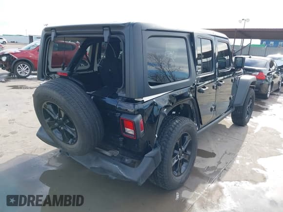 ✅ 2021 Jeep Wrangler Unlimited Sport S • VIN: 1C4HJXDN0MW817146 • Lot: 41459993. Wystawiony na IAAI z przebiegiem 20 367 mil. Bezpłatny archiwum sprzedaży aukcyjnych z USA i szczegółowy raport historii pojazdu na DreamBid. Zdjęcie 4.