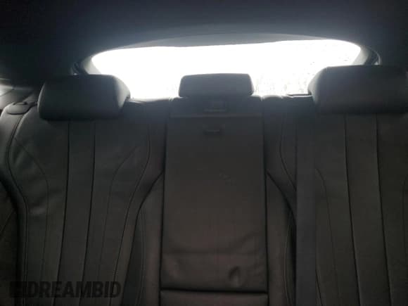 ✅ 2018 BMW X6 xDrive50i • VIN: 5UXKU6C50J0Z66503 • Lot: 86479685. Wystawiony na Copart z przebiegiem 110 887 mil. Bezpłatny archiwum sprzedaży aukcyjnych z USA i szczegółowy raport historii pojazdu na DreamBid. Zdjęcie 10.