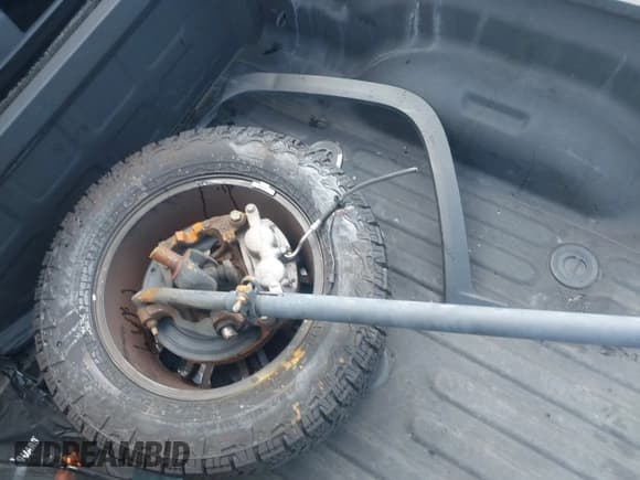 ✅ 2019 Ram 2500 Laramie • VIN: 3C6UR5NL3KG600668 • Lot: 43692450. Listed on IAAI with 33,211 mi. Free auction sales archive from the USA and detailed vehicle history report at DreamBid. Image 12.