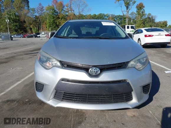 ✅ 2015 Toyota Corolla LE • VIN: 2T1BURHE7FC326944 • Lot: 43392623. Wystawiony na IAAI z przebiegiem 83 338 mil. Bezpłatny archiwum sprzedaży aukcyjnych z USA i szczegółowy raport historii pojazdu na DreamBid. Zdjęcie 12.