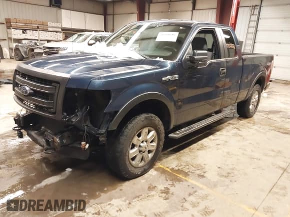 ✅ 2014 Ford F-150 XL • VIN: 1FTEX1EM7EKF80930 • Lot: 41568686. Wystawiony na IAAI z przebiegiem 204 199 mil. Bezpłatny archiwum sprzedaży aukcyjnych z USA i szczegółowy raport historii pojazdu na DreamBid. Zdjęcie 2.