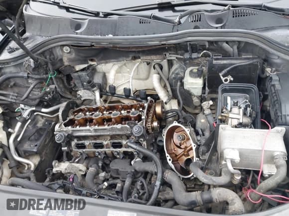 ✅ 2008 Volkswagen Passat Komfort • VIN: WVWAK73C78E055766 • Lot: 43690911. Wystawiony na IAAI z przebiegiem Nie podano. Bezpłatny archiwum sprzedaży aukcyjnych z USA i szczegółowy raport historii pojazdu na DreamBid. Zdjęcie 10.