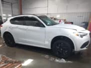 ✅ 2021 Alfa Romeo Stelvio • VIN: ZASPAJAN8M7D15239 • Лот: 41574926. Опубликован ранее на IAAI с пробегом 21 723 миль. Бесплатный доступ к архиву аукционных продаж из США и подробный отчёт об истории автомобиля на DreamBid. Изображение 14.