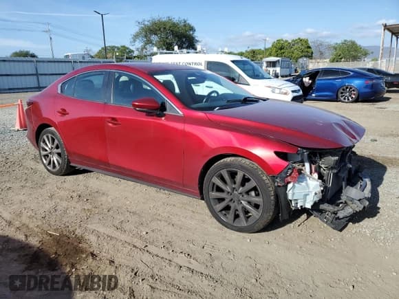 ✅ 2019 Mazda 3 Preferred • VIN: 3MZBPADL5KM112305 • Lot: 57111105. Listed on Copart with 63,011 mi. Free auction sales archive from the USA and detailed vehicle history report at DreamBid. Image 4.