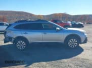 ✅ 2021 Subaru Outback Premium • VIN: 4S4BTADC6M3168865 • Lot: 43601243. Listed on IAAI with 115,697 mi. Free auction sales archive from the USA and detailed vehicle history report at DreamBid. Image 14.