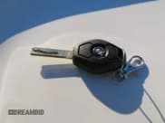 ✅ 2001 BMW 3 Series 330i • VIN: WBAAV53421FJ72933 • Lot: 43907804. Listed on IAAI with 102,455 mi. Free auction sales archive from the USA and detailed vehicle history report at DreamBid. Image 11.