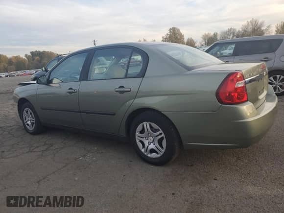 2005 Chevrolet Malibu z VIN 1G1ZS52F45F334299, wystawiony jako Copart lot #79931084 z przebiegiem 76 581 mil mil oraz Szkoda całkowita • Salvage title. Historia ofert i sprzedaży dostępna na DreamBid. Obrazek 2.