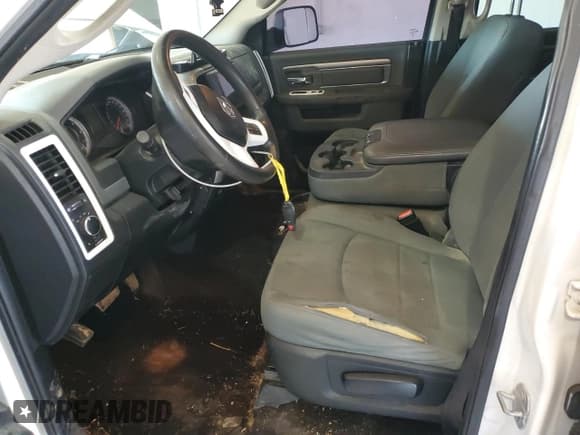 ✅ 2017 Ram 1500 Big Horn • VIN: 1C6RR6TT5HS722948 • Lot: 80380215. Wystawiony na Copart z przebiegiem 200 157 mil. Bezpłatny archiwum sprzedaży aukcyjnych z USA i szczegółowy raport historii pojazdu na DreamBid. Zdjęcie 7.