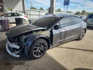 ✅ 2021 Tesla Model 3 Long Range • VIN: 5YJ3E1EBXMF853219 • Lot: 84820975. Wystawiony na Copart z przebiegiem 48 964 mil. Bezpłatny archiwum sprzedaży aukcyjnych z USA i szczegółowy raport historii pojazdu na DreamBid. Zdjęcie 1.