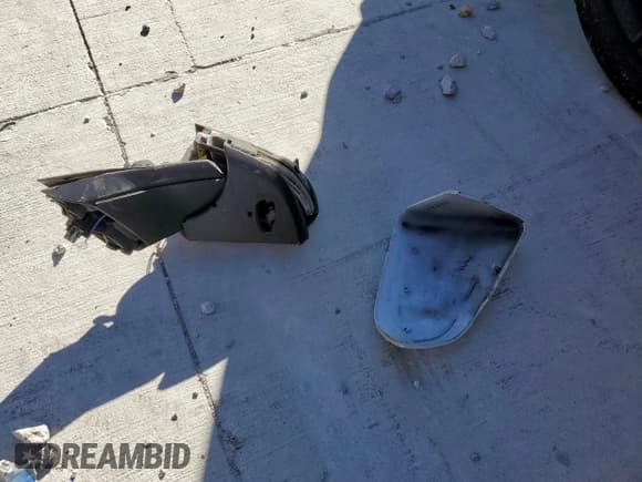 ✅ 2019 Ford Mustang EcoBoost • VIN: 1FA6P8TH2K5143193 • Lot: 90125565. Wystawiony na Copart z przebiegiem 107 509 mil. Bezpłatny archiwum sprzedaży aukcyjnych z USA i szczegółowy raport historii pojazdu na DreamBid. Zdjęcie 12.