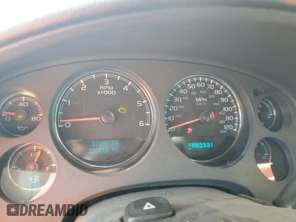 ✅ 2008 Chevrolet Suburban 2LT • VIN: 3GNFK16348G113055 • Lot: 89560455. Listed on Copart with 232,816 mi. Free auction sales archive from the USA and detailed vehicle history report at DreamBid. Image 9.