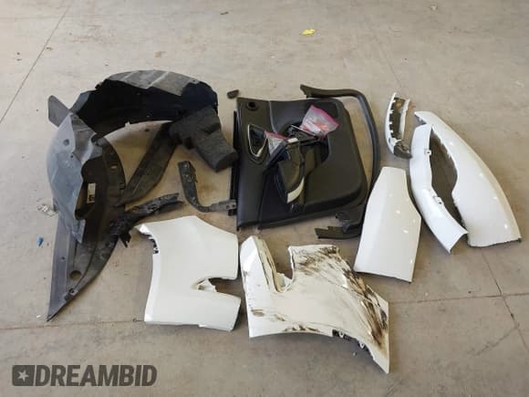 ✅ 2015 Chrysler 200 Limited • VIN: 1C3CCCAB2FN747380 • Lot: 43507078. Listed on IAAI with 160,822 mi. Free auction sales archive from the USA and detailed vehicle history report at DreamBid. Image 12.