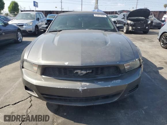 ✅ 2010 Ford Mustang V6 • VIN: 1ZVBP8EN6A5107854 • Lot: 61651625. Listed on Copart with 164,566 mi. Free auction sales archive from the USA and detailed vehicle history report at DreamBid. Image 5.