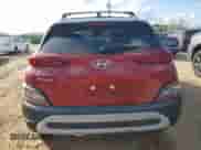 2022 Hyundai Kona SEL z VIN KM8K62AB8NU769571, wystawiony jako Copart lot #84854064 z przebiegiem 33 472 mil mil oraz Szkoda całkowita • Salvage title. Historia ofert i sprzedaży dostępna na DreamBid. Obrazek 6.