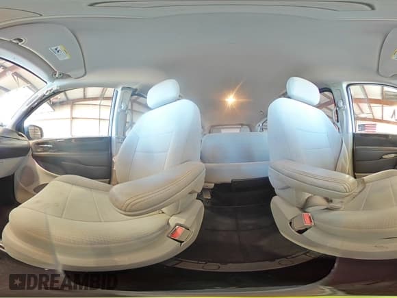 ✅ 2014 Dodge Grand Caravan SE • VIN: 2C4RDGBGXER102692 • Лот: 86161305. Опубликован ранее на Copart с пробегом 93 437 миль. Бесплатный доступ к архиву аукционных продаж из США и подробный отчёт об истории автомобиля на DreamBid. Изображение 15.