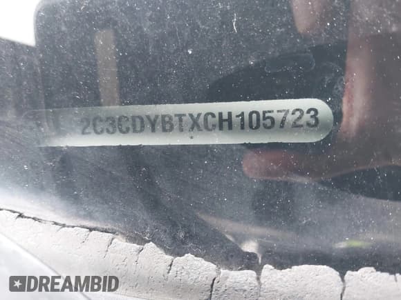 ✅ 2012 Dodge Challenger R/T Plus • VIN: 2C3CDYBTXCH105723 • Lot: 43423439. Wystawiony na IAAI z przebiegiem 191 955 mil. Bezpłatny archiwum sprzedaży aukcyjnych z USA i szczegółowy raport historii pojazdu na DreamBid. Zdjęcie 17.