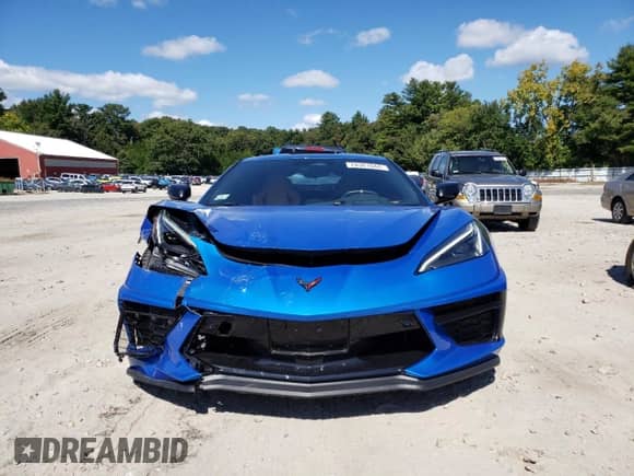 2024 Chevrolet Corvette 2LT with VIN 1G1YB2D41R5113518, listed as a Copart auction lot 70361044 with 3,077 mi miles and Salvage title. Bid and sale history available at DreamBid. Image 5.