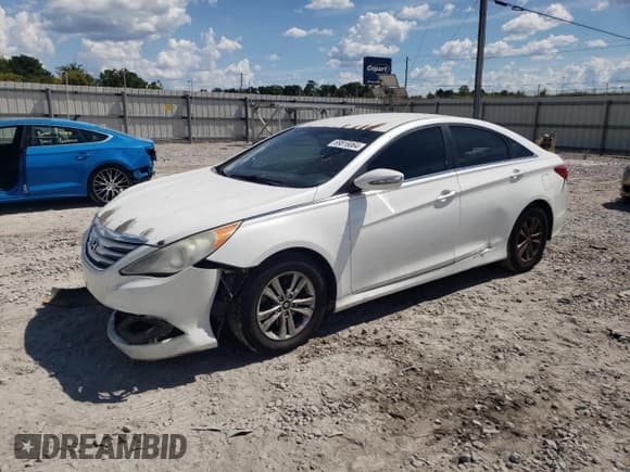 ✅ 2014 Hyundai Sonata GLS • VIN: 5NPEB4AC6EH918183 • Lot: 69816064. Listed on Copart with 228,584 mi. Free auction sales archive from the USA and detailed vehicle history report at DreamBid. Image 1.