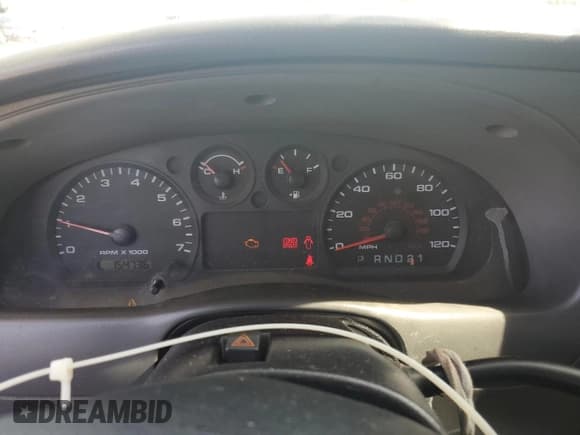 ✅ 2006 Ford Ranger XL • VIN: 1FTYR10D16PA88350 • Lot: 92615435. Wystawiony na Copart z przebiegiem 154 736 mil. Bezpłatny archiwum sprzedaży aukcyjnych z USA i szczegółowy raport historii pojazdu na DreamBid. Zdjęcie 9.