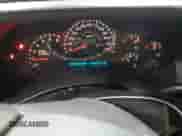 ✅ 2005 Chevrolet Silverado 1500 LS • VIN: 1GCEK19V05Z305800 • Lot: 86966714. Wystawiony na Copart z przebiegiem 340 587 mil mil. Skorzystaj z bezpłatnego archiwum sprzedaży aukcyjnych z USA i zobacz szczegółowy raport historii pojazdu na DreamBid. Zdjęcie 9.