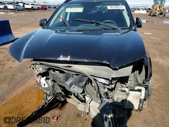 ✅ 2015 Mitsubishi Outlander GT • VIN: 4A4AR4AWXFE042989 • Lot: 56348075. Listed on Copart with 124,368 mi. Free auction sales archive from the USA and detailed vehicle history report at DreamBid. Image 14.