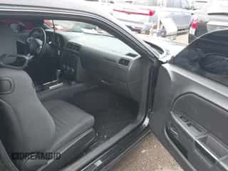 2013 Dodge Challenger SXT Plus z VIN 2C3CDYAG1DH517969, wystawiony jako IAAI lot #43414279 z przebiegiem 180 433 mil mil oraz . Historia ofert i sprzedaży dostępna na DreamBid. Obrazek 5.