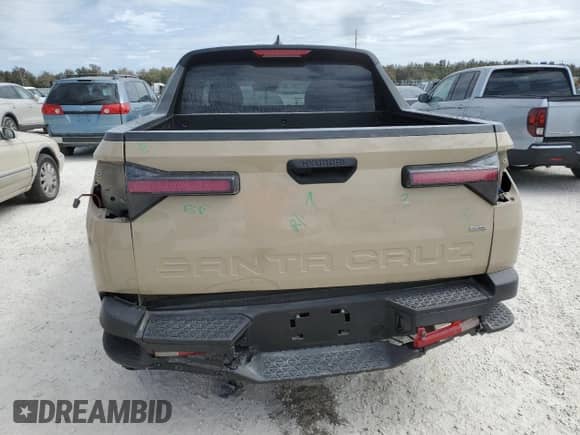 2023 Hyundai Santa Cruz SEL с VIN 5NTJBDAE2PH060604, выставлен на аукционе Copart как лот 76507544 с пробегом 8 146 миль миль и Списание • Salvage title. История ставок и продаж доступна на DreamBid. Изображение 6.