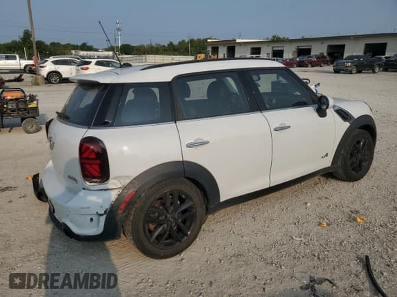✅ 2012 MINI Countryman S • VIN: WMWZC5C54CWM11841 • Lot: 71620155. Listed on Copart with 165,114 mi. Free auction sales archive from the USA and detailed vehicle history report at DreamBid. Image 3.