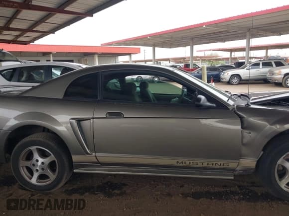 ✅ 2002 Ford Mustang Standard • VIN: 1FAFP40482F157569 • Lot: 42372535. Listed on IAAI with 76,944 mi. Free auction sales archive from the USA and detailed vehicle history report at DreamBid. Image 13.