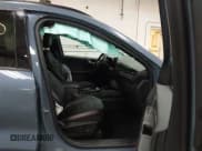 ✅ 2023 Ford Escape ST-Line Elite • VIN: 1FMCU9PA4PUA43498 • Lot: 43140770. Wystawiony na IAAI z przebiegiem 15 382 mil. Bezpłatny archiwum sprzedaży aukcyjnych z USA i szczegółowy raport historii pojazdu na DreamBid. Zdjęcie 5.