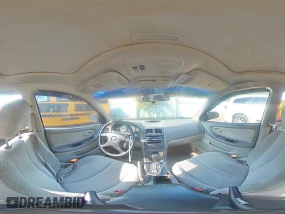 ✅ 2000 Nissan Maxima GXE • VIN: JN1CA31D9YT522233 • Lot: 63989294. Wystawiony na Copart z przebiegiem 238 554 mil. Bezpłatny archiwum sprzedaży aukcyjnych z USA i szczegółowy raport historii pojazdu na DreamBid. Zdjęcie 13.