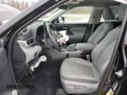 ✅ 2023 Toyota Highlander XSE • VIN: 5TDKDRBHXPS519973 • Lot: 91123755. Wystawiony na Copart z przebiegiem 22 394 mil. Bezpłatny archiwum sprzedaży aukcyjnych z USA i szczegółowy raport historii pojazdu na DreamBid. Zdjęcie 7.