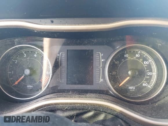 ✅ 2015 Jeep Cherokee Sport • VIN: 1C4PJMAB9FW661485 • Lot: 43363750. Wystawiony na IAAI z przebiegiem 172 584 mil. Bezpłatny archiwum sprzedaży aukcyjnych z USA i szczegółowy raport historii pojazdu na DreamBid. Zdjęcie 15.