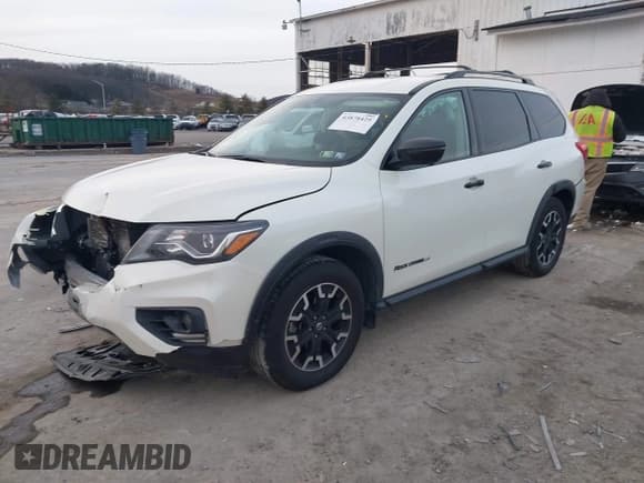 ✅ 2020 Nissan Pathfinder SL • VIN: 5N1DR2CM8LC588861 • Лот: 43878425. Опубликован ранее на IAAI с пробегом 60 726 миль. Бесплатный доступ к архиву аукционных продаж из США и подробный отчёт об истории автомобиля на DreamBid. Изображение 2.