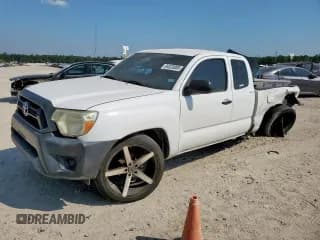 ✅ 2014 Toyota Tacoma • VIN: 5TFTX4CN3EX040255 • Lot: 84020085. Wystawiony na Copart z przebiegiem 220 738 mil. Bezpłatny archiwum sprzedaży aukcyjnych z USA i szczegółowy raport historii pojazdu na DreamBid. Zdjęcie 1.